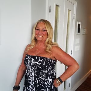 Meet your Posher, Gayle